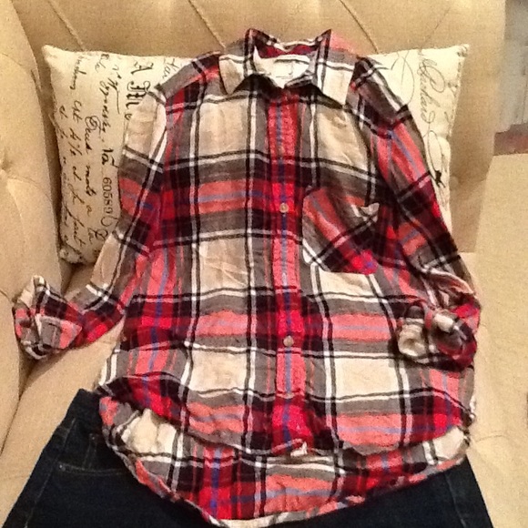 XS Boyfriend Fit American Eagle Soft Flannel - Picture 1 of 7